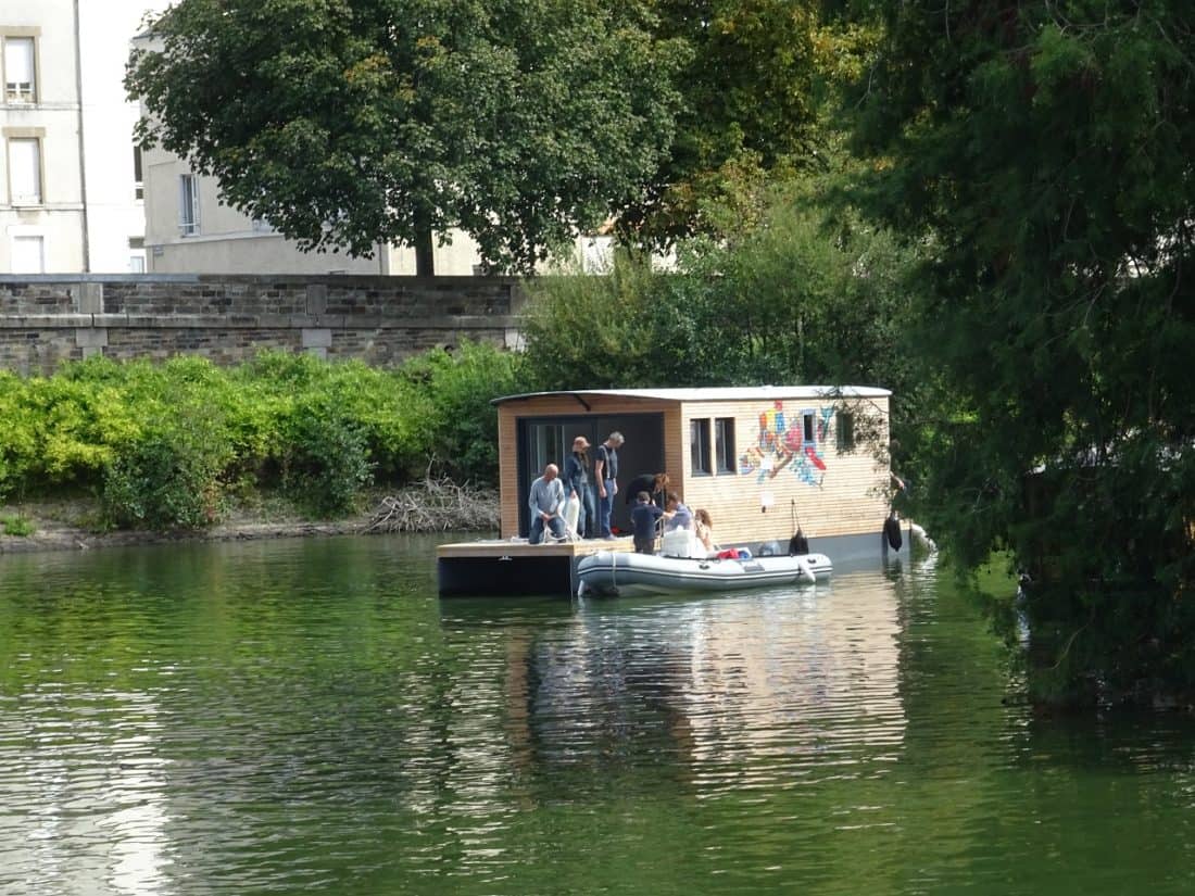 cabane sur l'eau